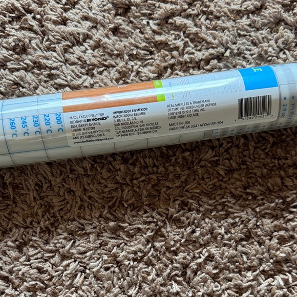 Non-Slip Pastry Mat with Temperature Guide - Picture 2 of 3